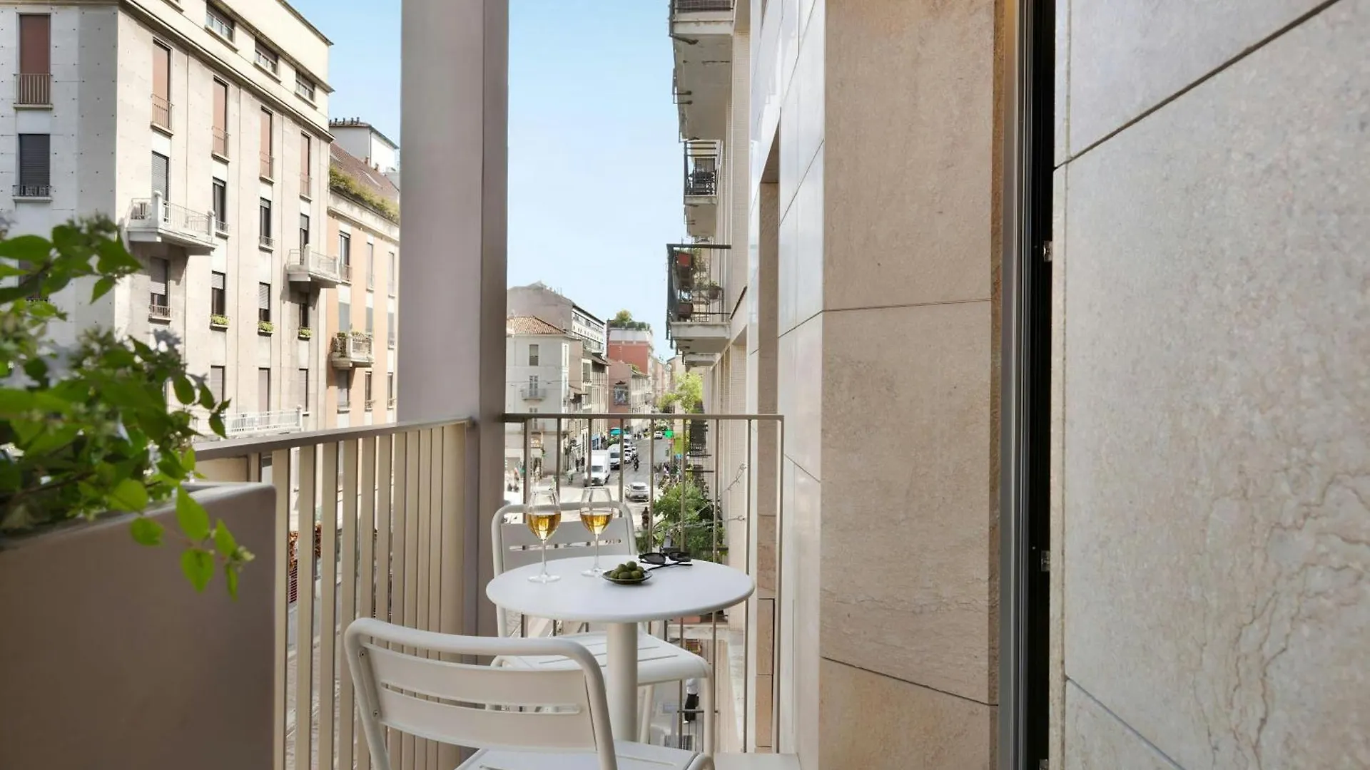 Sonder By Marriott Bonvoy Manzoni Apartments Torre Velasca Milano Aparthotel